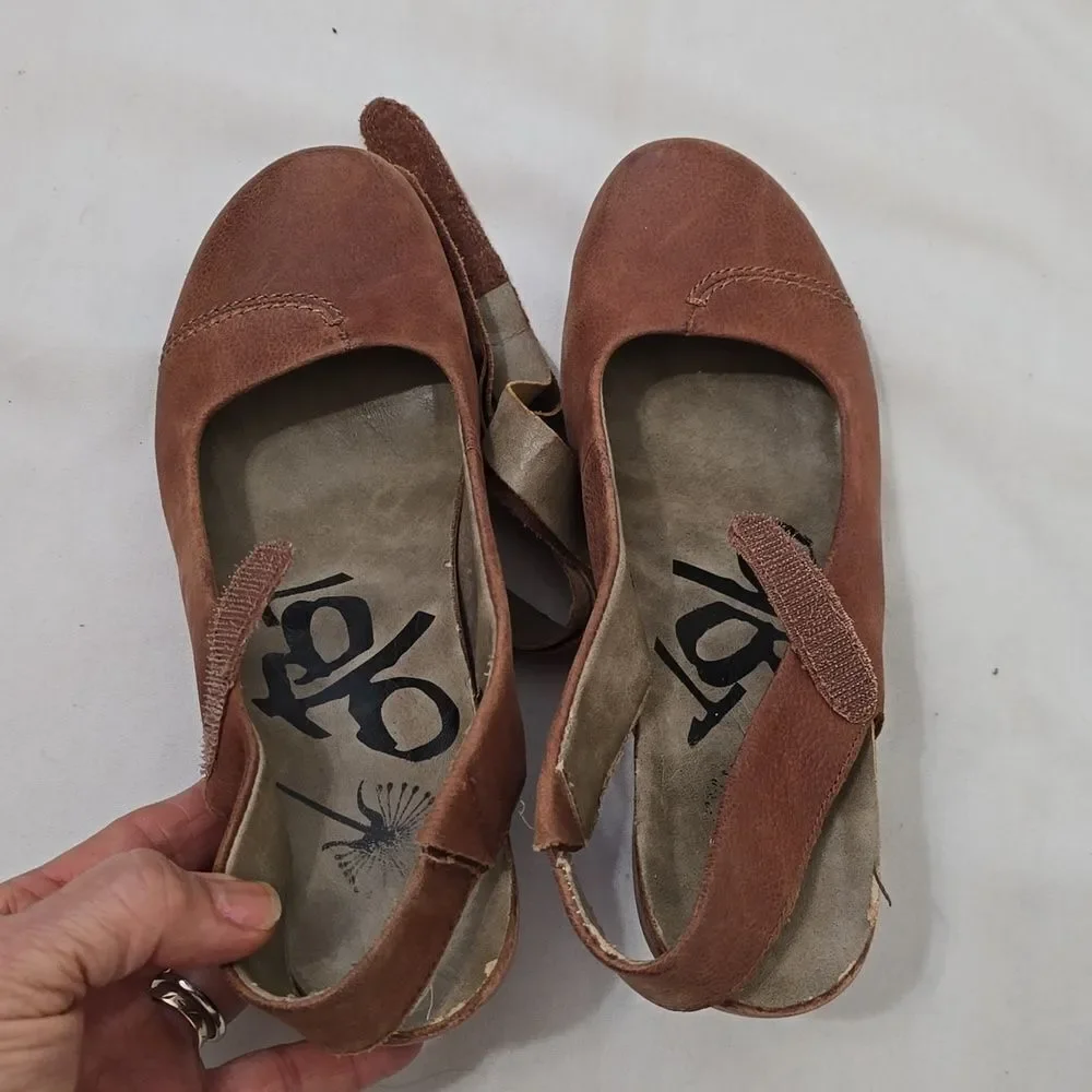 OTBT  SHOES SIZE 7.5